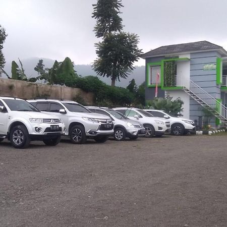Maulana Hills Syariah Hotel Lembang Eksteriør billede